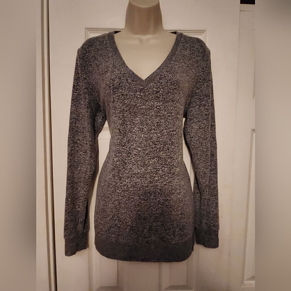 Soft Lucky brand V neck jersey sweater size small.